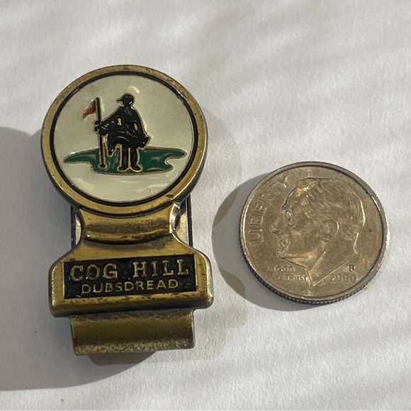 Cog Hill Dubsdread golf ball marker hat clip - Picture 2 of 4